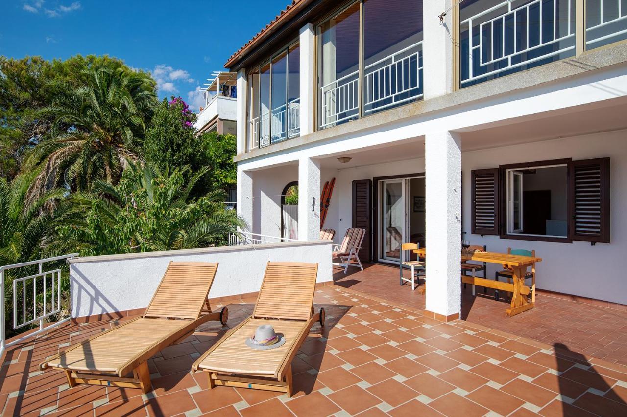La Casa Ingrid - Couple'S Paradise บานโจเล ภายนอก รูปภาพ